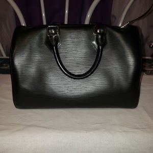 Authentic Louis Vuitton speedy 25
